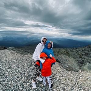 Meet your Posher, Vika